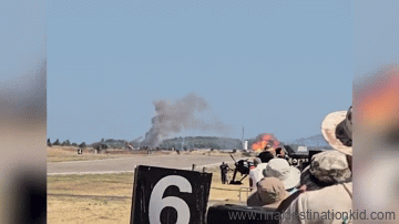 FIGHTER JET ATHEN GREECE AIR SHOW PLANE SPECTATORS